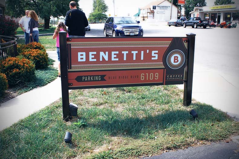 [benettis2%255B5%255D.jpg]