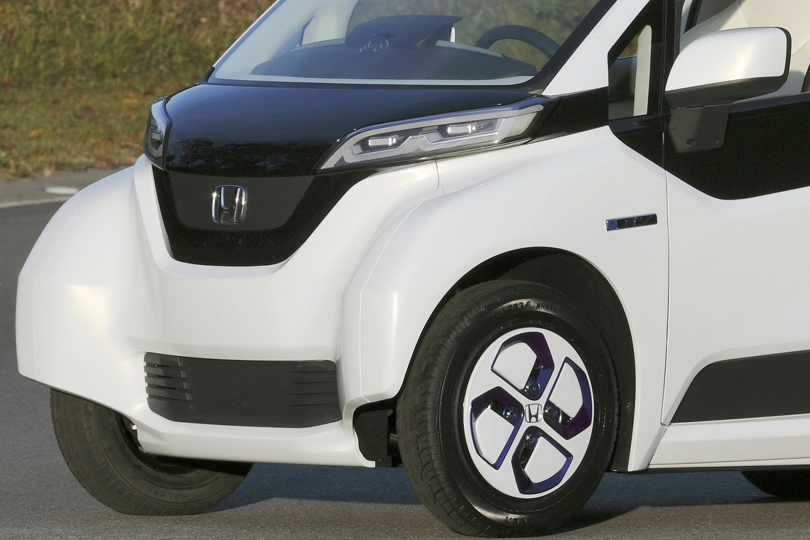 [Honda-Micro-Commuter-3%255B3%255D.jpg]