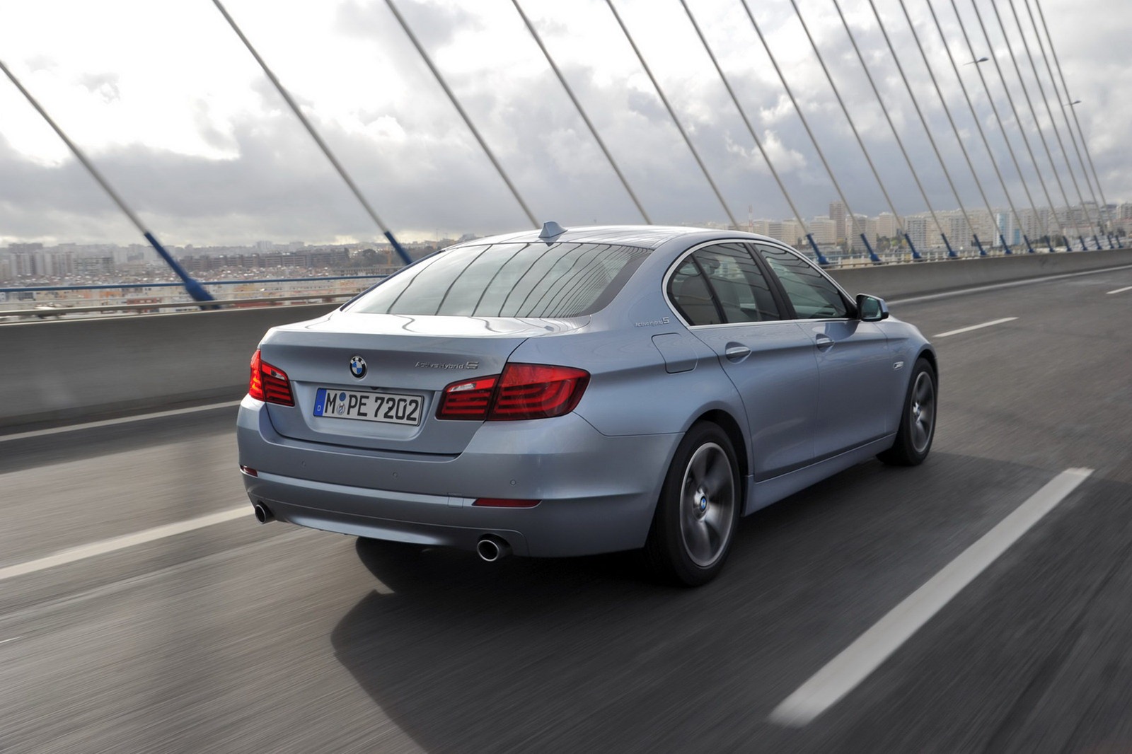 [BMW-ActiveHybrid-14%255B2%255D.jpg]