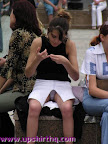 Split skirt, split finger nail