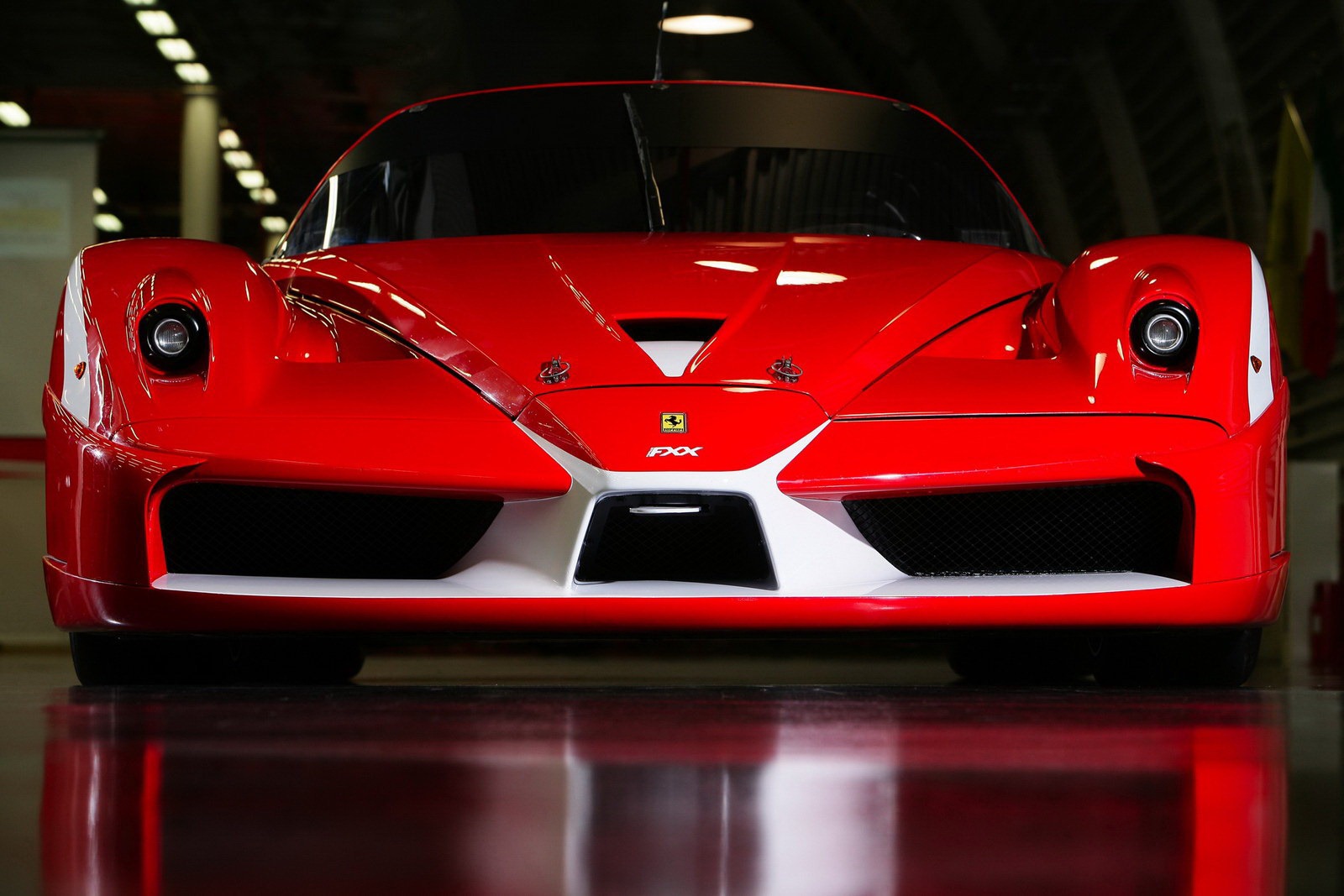 [Ferrari-FXX-7%255B4%255D.jpg]