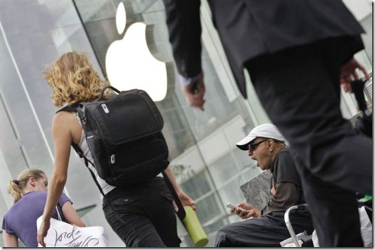 APPLE/