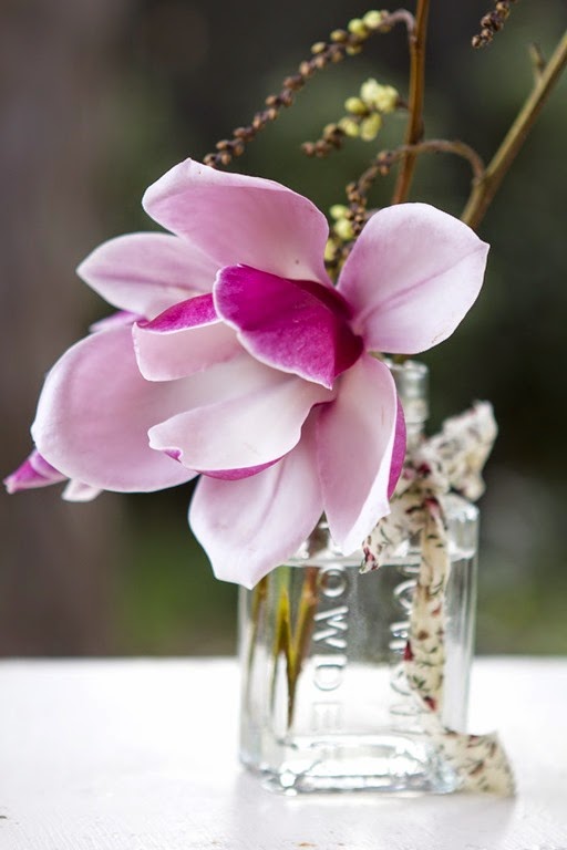 [magnolia-choc-cake_4-flowersbyblush%255B2%255D.jpg]