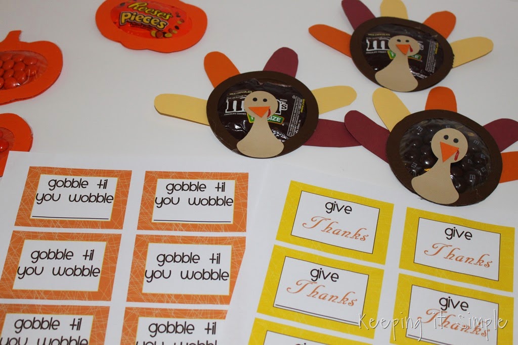 [Easy%2520Thanksgiving%2520Candy%2520Pouches%2520%252812%2529%255B3%255D.jpg]