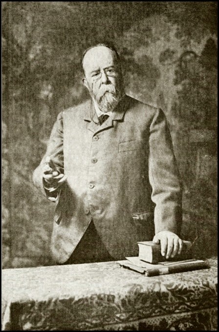 Teodoro LLorente