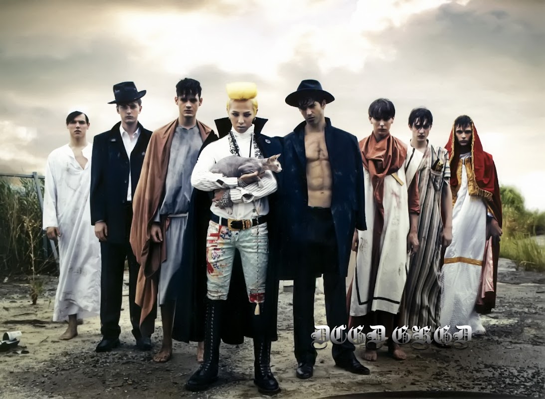 G-Dragon - One Of A Kind - 2012 - Bronze Ver. - 01.jpg