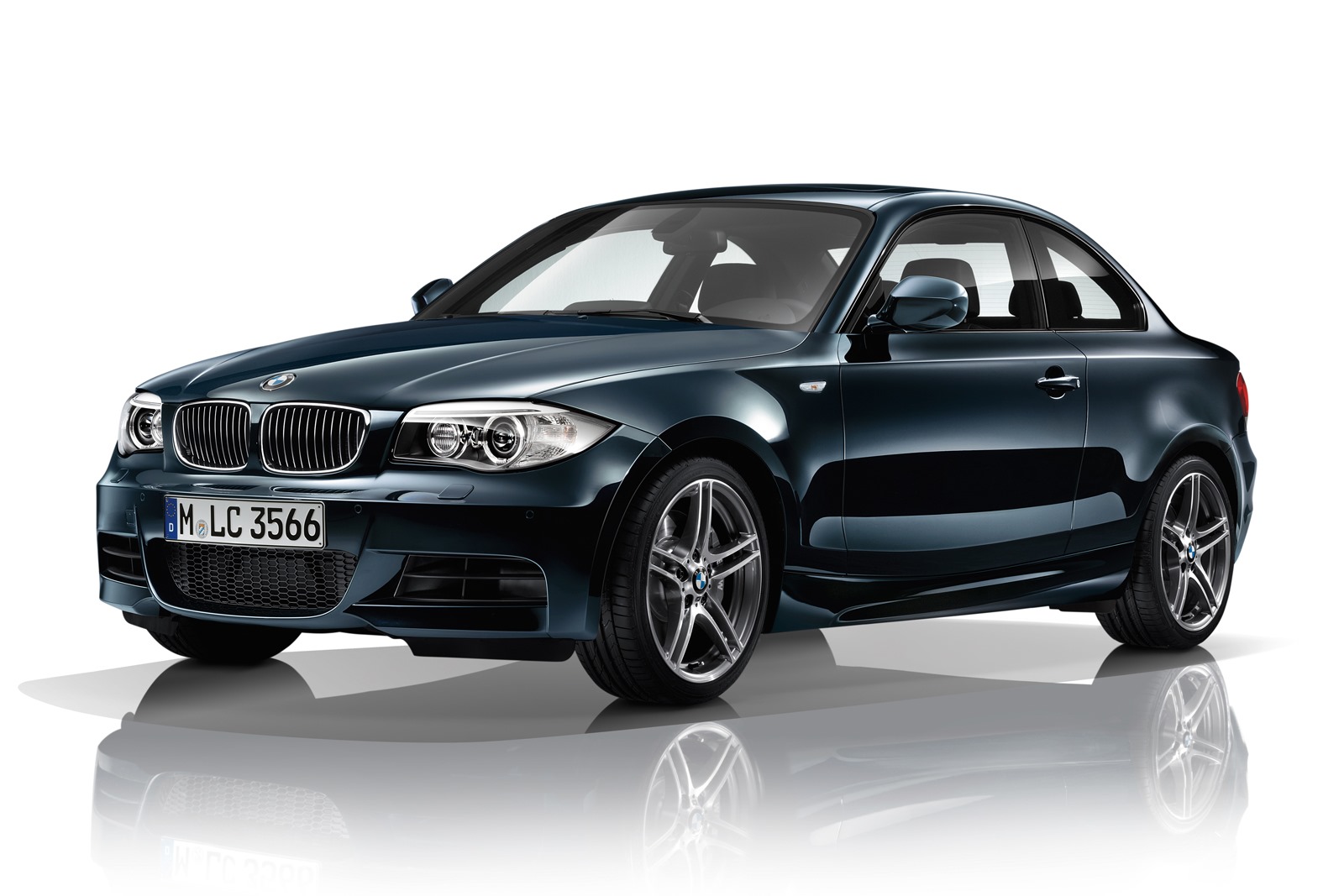 [View-7-BMW-1-Series-Coupe%255B3%255D.jpg]