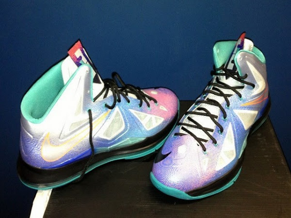 Nike Revisits South Beach with Pure Platinum LeBron X8217s