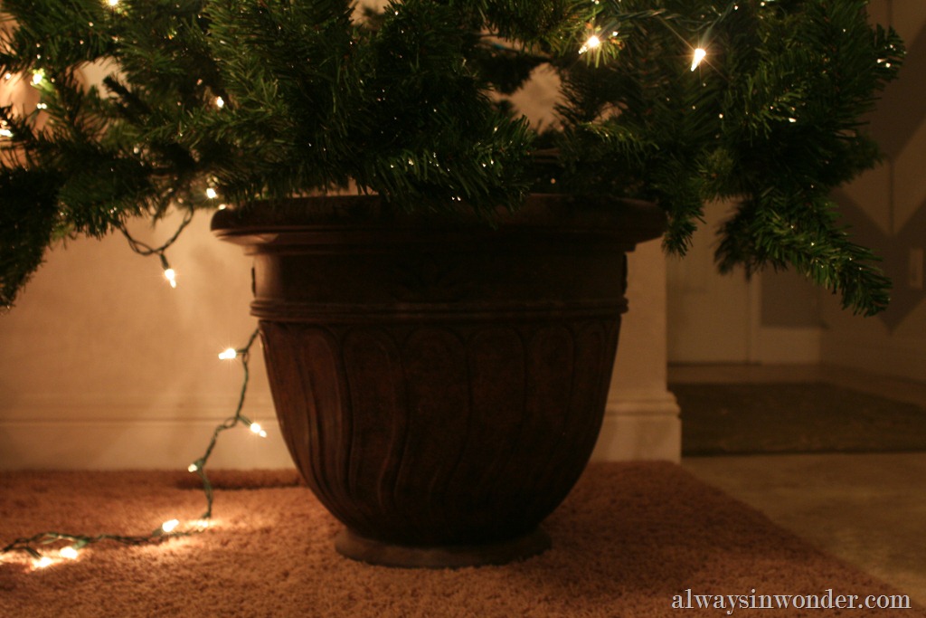 [Decorative_Christmas_tree_stand%2520%252811%2529%255B13%255D.jpg]