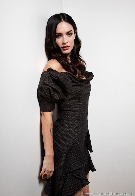 megan-fox-linda-sensual-sexy-sedutora-gostosa-pics-picture-fotos-foto-photos-vestido-saia-salto-lingerie-boobs-decote-sexta-proibida-desbaratinando (59) megan-fox-linda-sensual-sexy-sedutora-gostosa-pics-picture-fotos-foto-photos-vestido-saia-salto-lingerie-boobs-decote-sexta-proibida-desbaratinando (59)