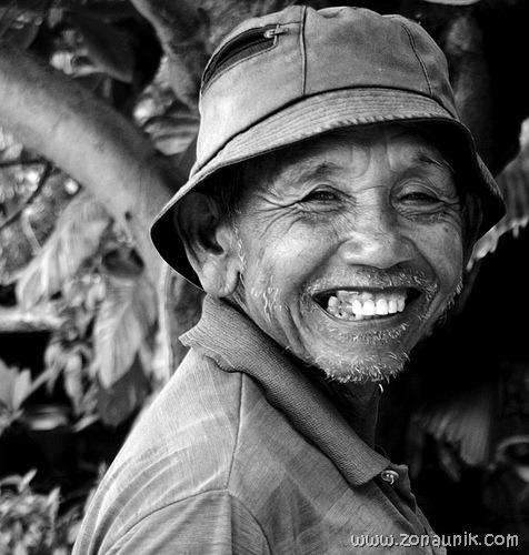 [murah%2520senyum%255B2%255D.jpg]