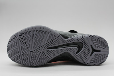 nike zoom soldier 6 gr black grey orange 1 02 New Nike Zoom LeBron Soldier VI   Black/Orange   Available