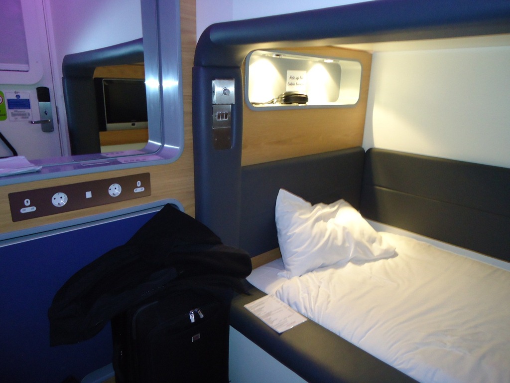 [Yotel%25208%255B3%255D.jpg]