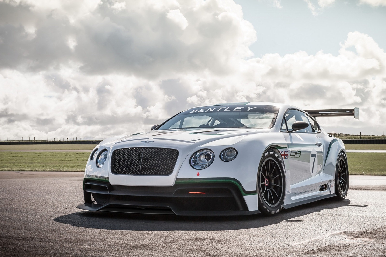 [Bentley-Continental-GT3-Concept-Racer-4%255B3%255D%255B2%255D.jpg]