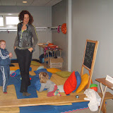 Op zondag 18 januari organiseerde Healing Centre F en F The Inner Way voor de tweede maal het Health en Happiness Congress. Zo'n 200 bezoekers lieten zich tussen 10.00-17.00 door verschillende exposanten informeren over diverse therapieen en methodes om hun Health en Happiness te optimaliseren. Daarnaast was er gelegenheid om tijdens een van de verschillende lezingen verder te worden geinformeerd over bijvoorbeeld Emotional Freedom Training, Tradittionele Chinese Geneeskunde, Ganesha Organizing of Orthomoleculaire Geneeskunde. Tussendoor zorgen de verschillende demonstraties o.a. Taiko drumming, Biodanza, Klankmassage, Chakra Schilderen en Yoga voor de nodige afwisseling tussen luisteren en meedoen. Health en Happiness Congress 2009