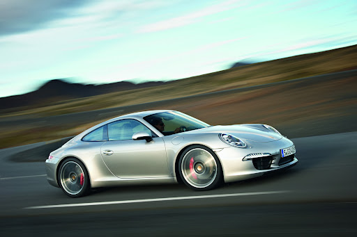 PORSCHE_991_03.jpg