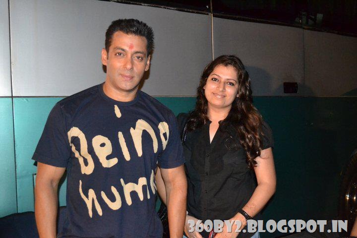 [Salman_Khan_With_Fans_13%255B2%255D.jpg]
