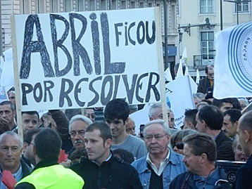 [oclarinet.Manif.10%2520Novembro%2520Militares.Nov.2012%255B4%255D.jpg]