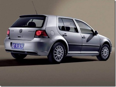2007-Volkswagen-FAW-Bora-HS-1.6-Chinese-Version-Rear-Side-800x600