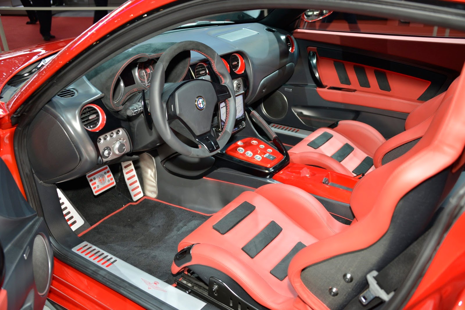 [Alfa-Romeo-Disco-Volante-5%255B2%255D.jpg]