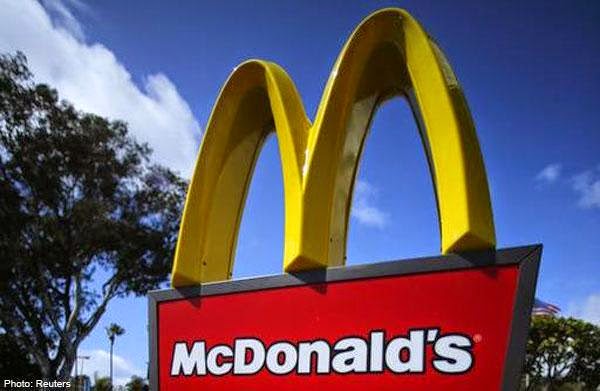 matlamat mcdonalds Bagi mencapai matlamat di atas( perancangan tektikal) 14 tahap pengurusan 3 pengurus bawahan : mengawasi kerja-kerja harian di bahagian operasi mengikut. matlamat mcdonalds Bagi mencapai matlamat di atas( perancangan tektikal) 14 tahap pengurusan 3 pengurus bawahan : mengawasi kerja-kerja harian di bahagian operasi mengikut.