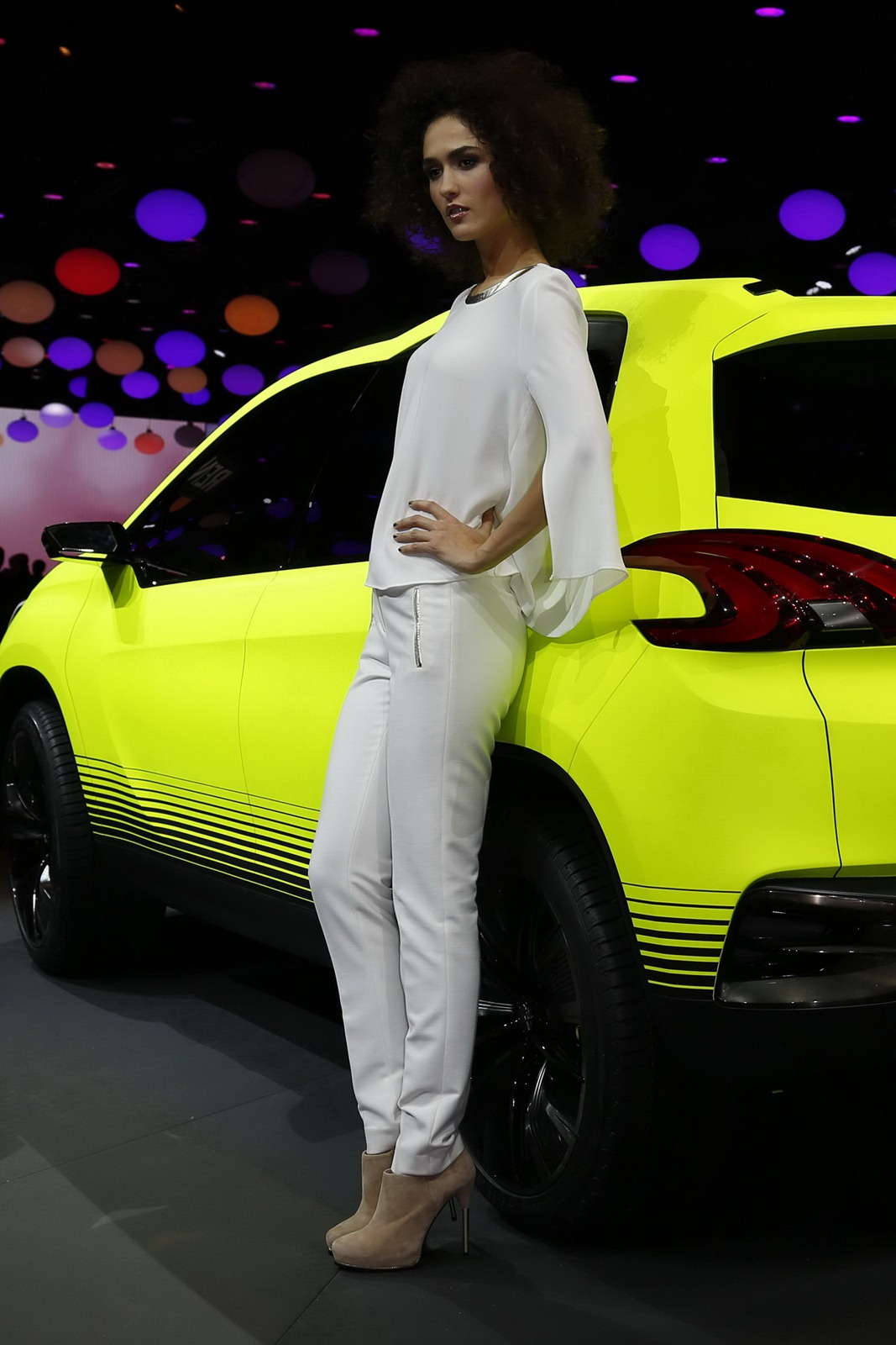 [2012%253DParis-Auto-Show-F-31%255B6%255D.jpg]
