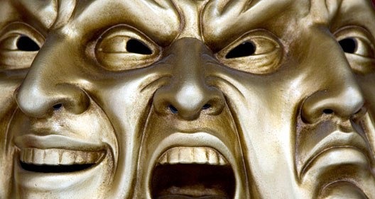 [dia_mentira_g_31211017444437%255B3%255D.jpg]