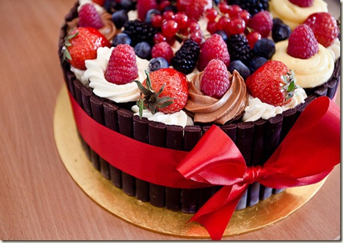 cake-drools-food-strawberry-yummy-Favim.com-39005_large