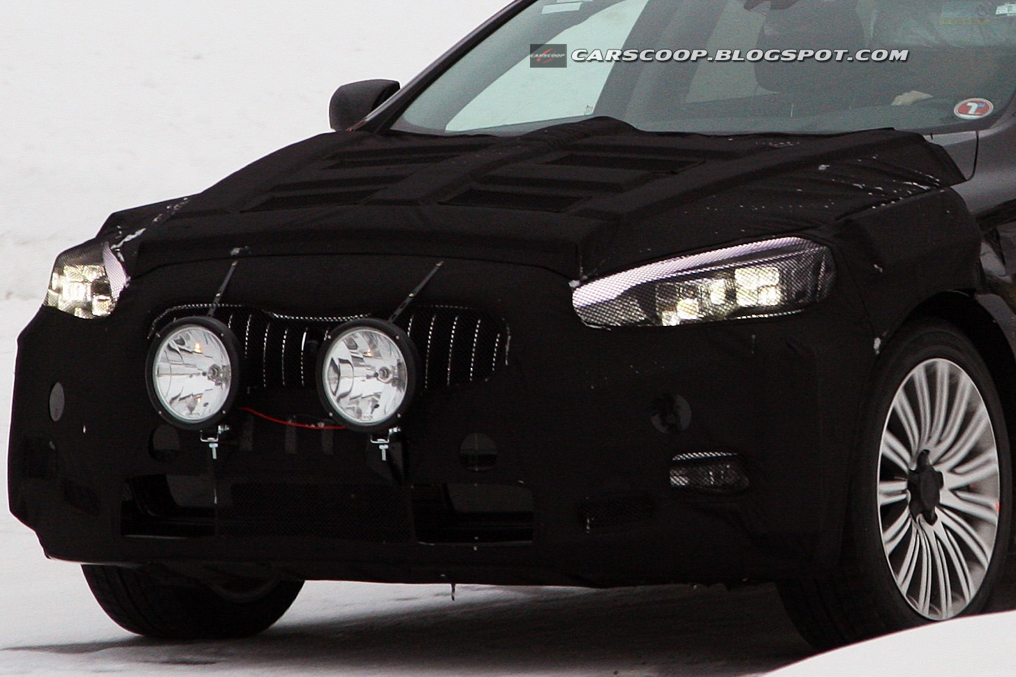 [2013-Kia-K9-1%255B3%255D.jpg]