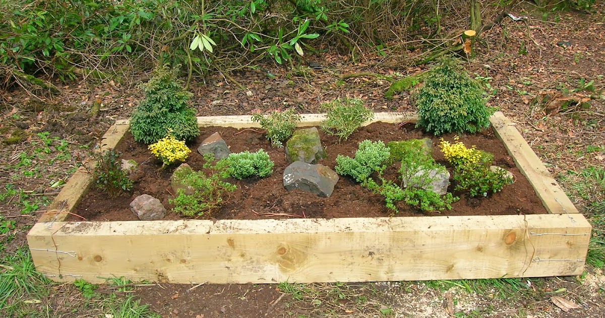 Raised Flower Beds | Casual Cottage