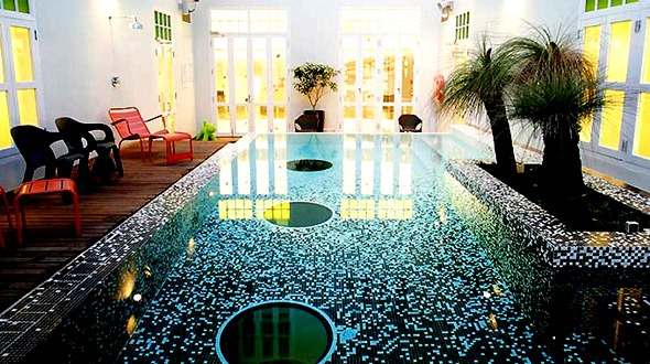 [new-majestic-design-hotel-singapore-pool%255B4%255D.jpg]