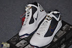 nike air max lebron 7 gr white navy 7 07 Nike Air Max LeBron VII (7)   White/Navy/Gold Sample Actual Photos