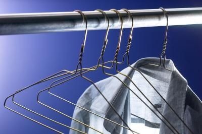 [wire%2520coat%2520hangars%255B5%255D.jpg]