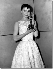 audrey-hepburn-oscar