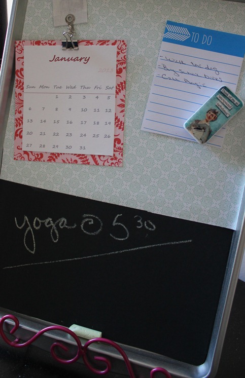 DIY Magnetic Chalkboard Organizer From Cookie Sheet