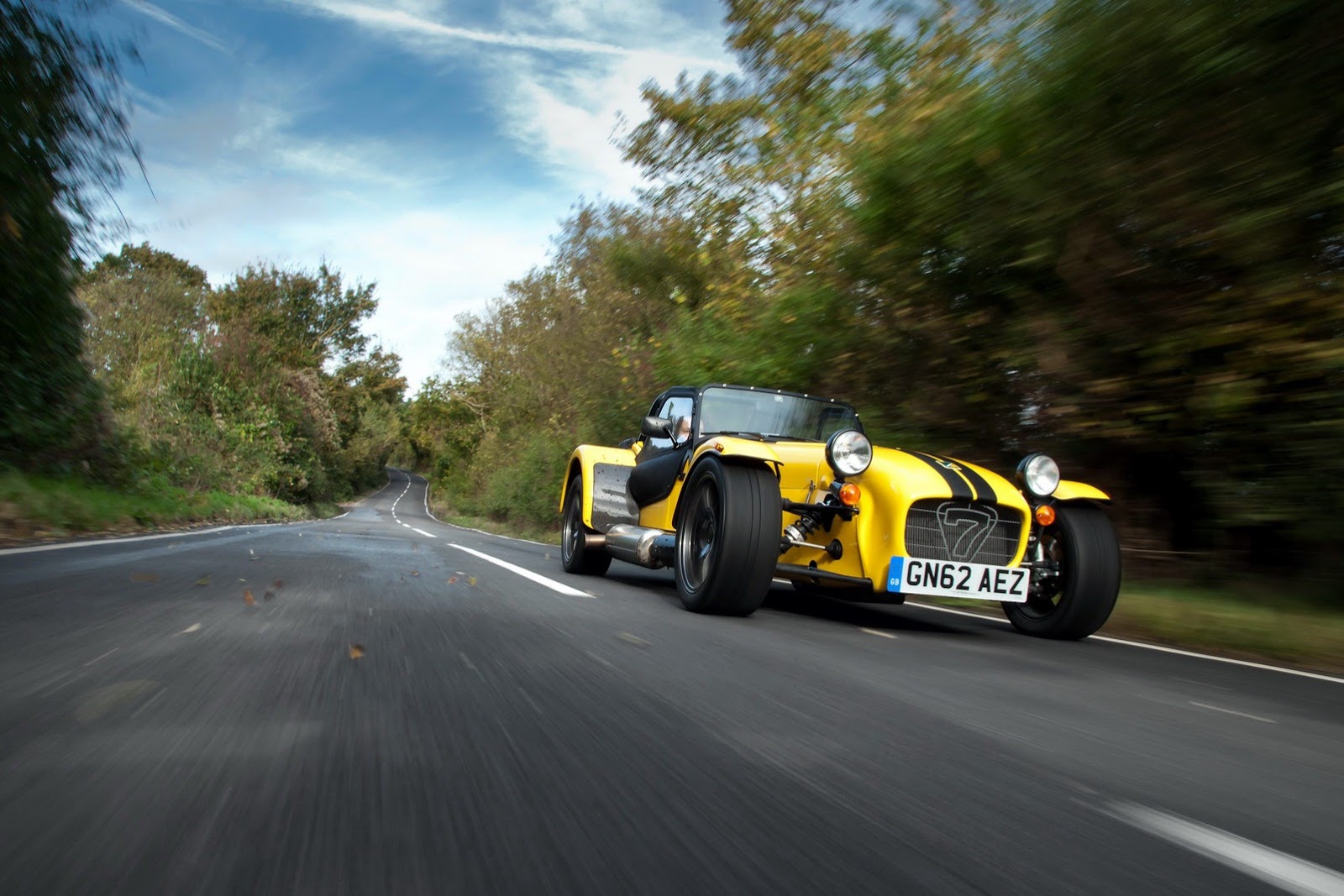 [Caterham-Supersport-R-1%255B3%255D.jpg]