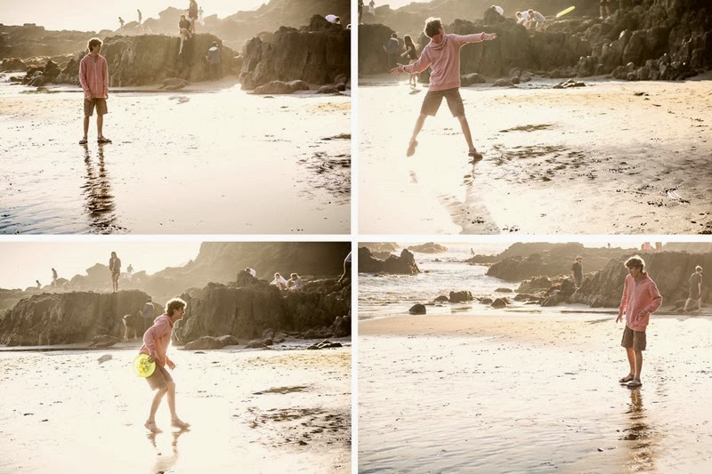 beach frisbee