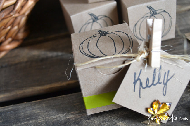 Thanksgiving Table Setting Boxes