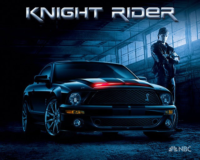 A Faterok motoron írója kezében a Knight Rider film
