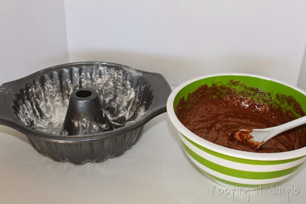 [%2523ad%2520chocolate-fudge-cake-with-Dove-Fruit-Toppings%2520%25284%2529%255B3%255D.jpg]