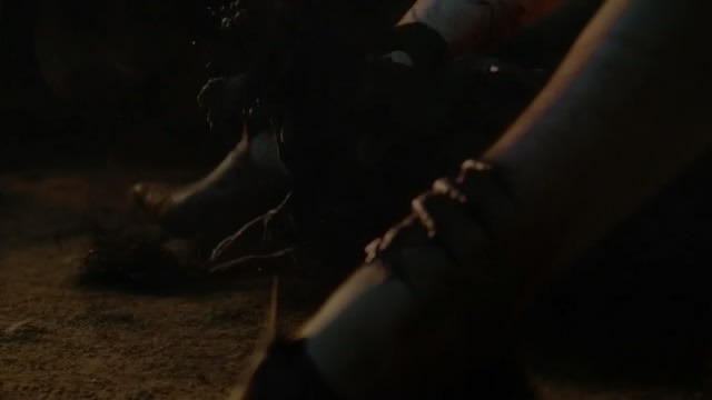 [Game.of.Thrones.S02E04.HDTV.XviD-AFG.avi_snapshot_50.53_%255B2012.04.22_22.51.02%255D%255B2%255D.jpg]