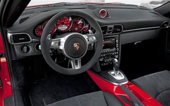2011-Porsche-Carrera-GTS-steering-wheel