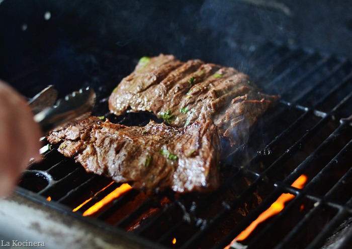 grilling steaks