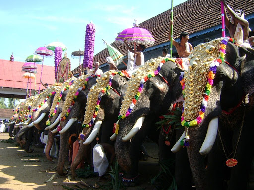 Sree Poornathrayeesa Temple