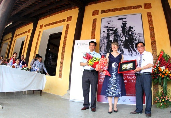 Báu vật hoàng cung ở Festival Huế