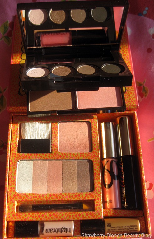 [Benefit-Away-we-Glow-review-pics-swatches%255B6%255D.jpg]