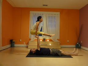 L- sit Hand-to-Hand Prep