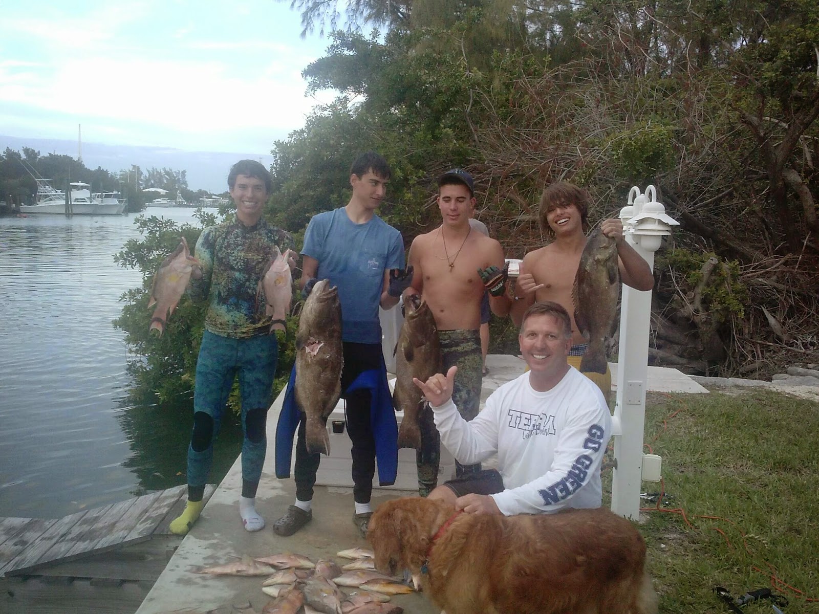 Spearfishing in Marathon before the close of grouper season Dedicated To The Smallest Of Skiffs