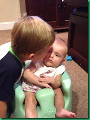 MJ kissing Catelin bumbo MJ kissing Catelin bumbo