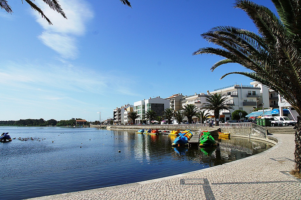 [16.%2520Praia%2520de%2520Mira%2520-barrinha%2520-%2520Gl%25C3%25B3ria%2520Ishizaka%255B6%255D.jpg]